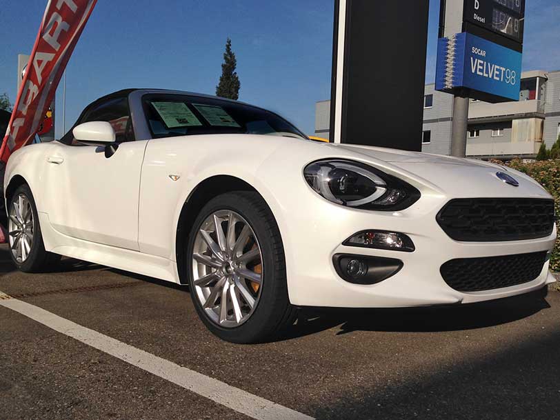FIAT Spider weiss