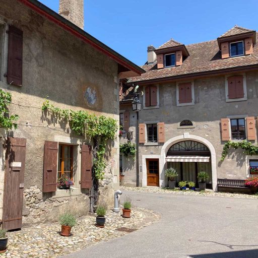 achat-voiture-suisse canton vaud village